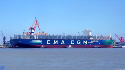 CMA CGM налага доплащане за претоварване на пристанища в Гамбия